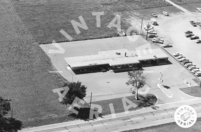 Dog n Suds (DogNSuds, Dog-N-Suds) - Lowell - 1400 W Main St 1 (newer photo)